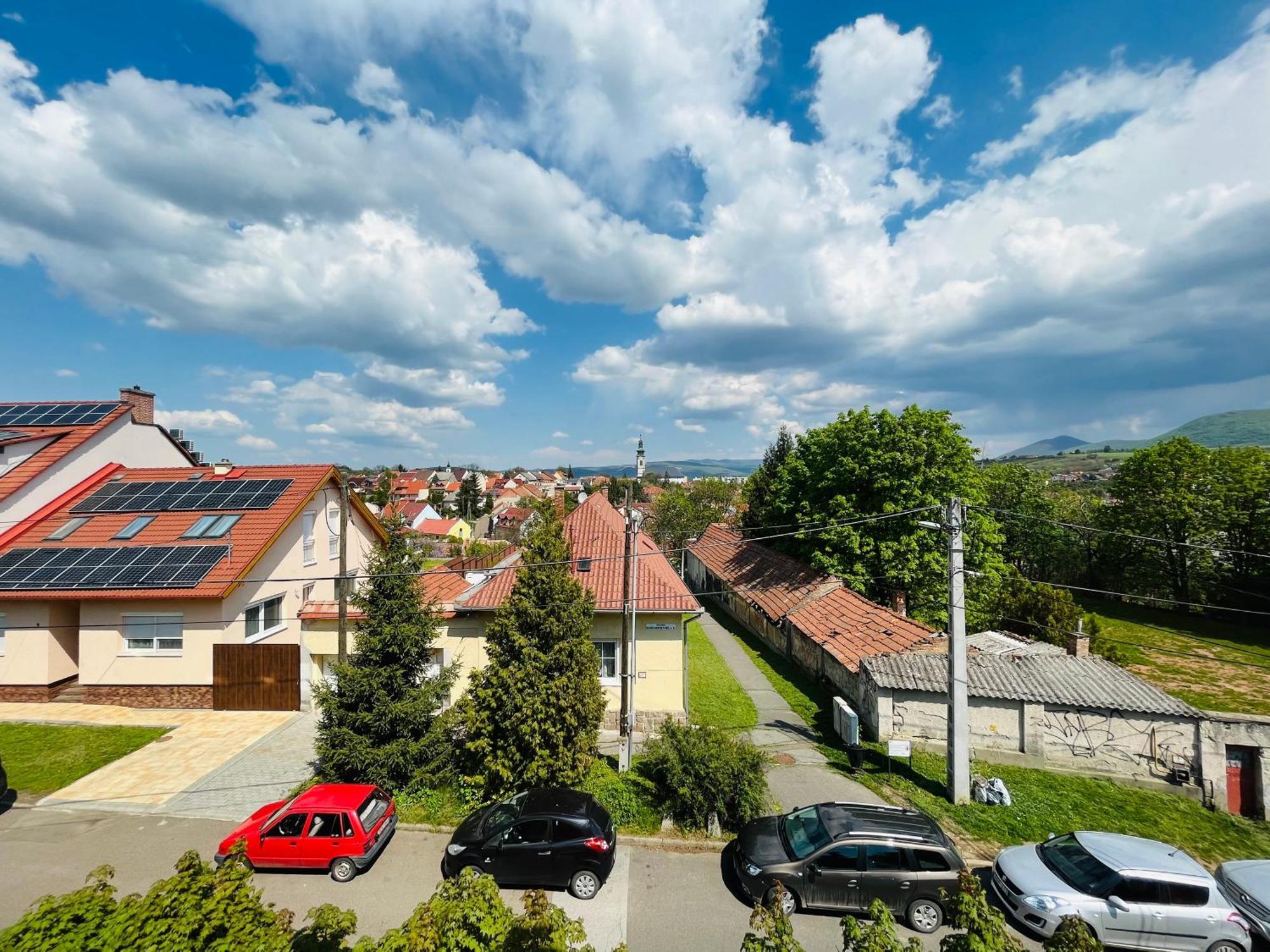 Hotel Korona Wellness, Rendezveny Es Borszalloda Έγκερ Δωμάτιο φωτογραφία